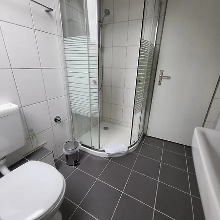 Appart Hotel Rossdorf 公寓式酒店 3*